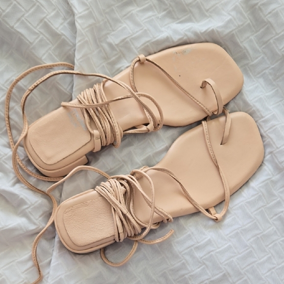 Jeffrey Campbell Elegant Lace Up Strappy Tan Women Boho Bohemian Sandals Summer - Picture 1 of 6